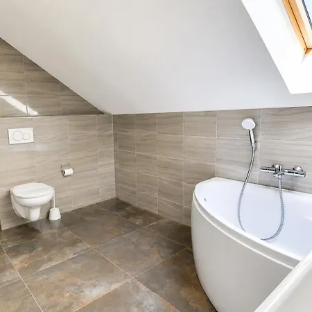 Dom wakacyjny Family House With Jacuzzi And Sauna, *